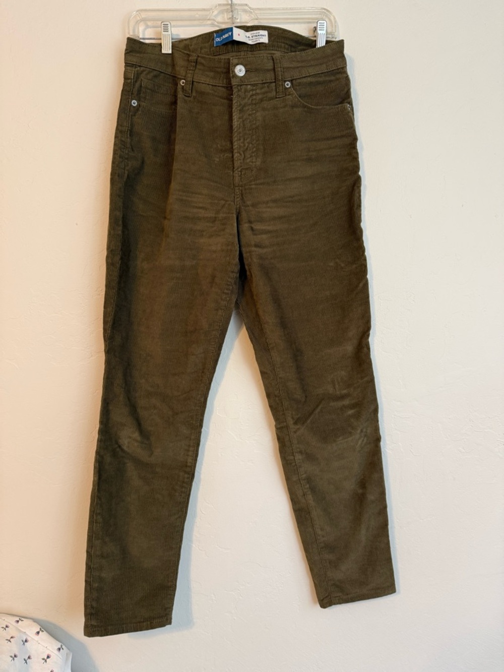 Corduroy Tapered Women’s Pants in Olive